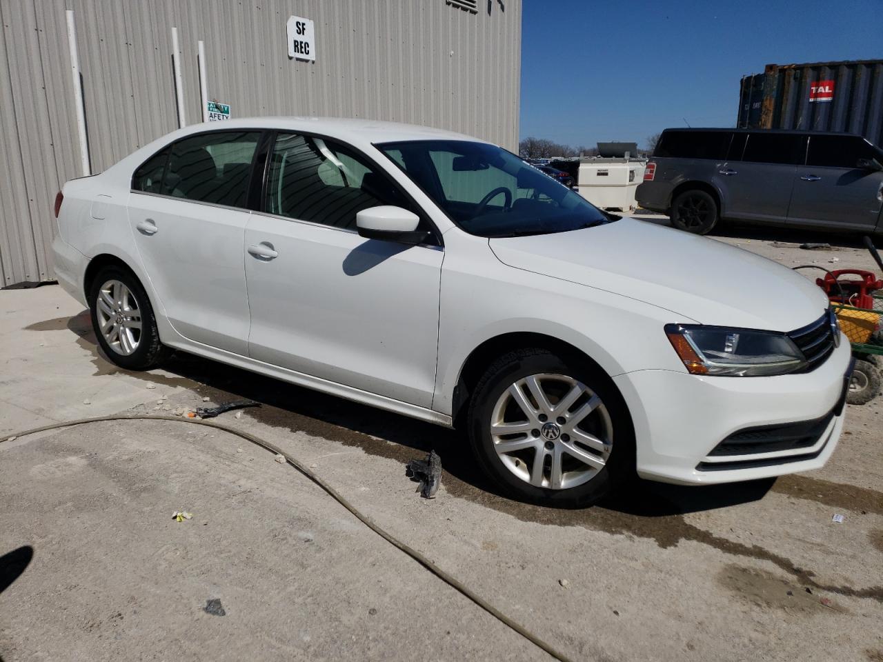 2017 VOLKSWAGEN JETTA S - Image 4