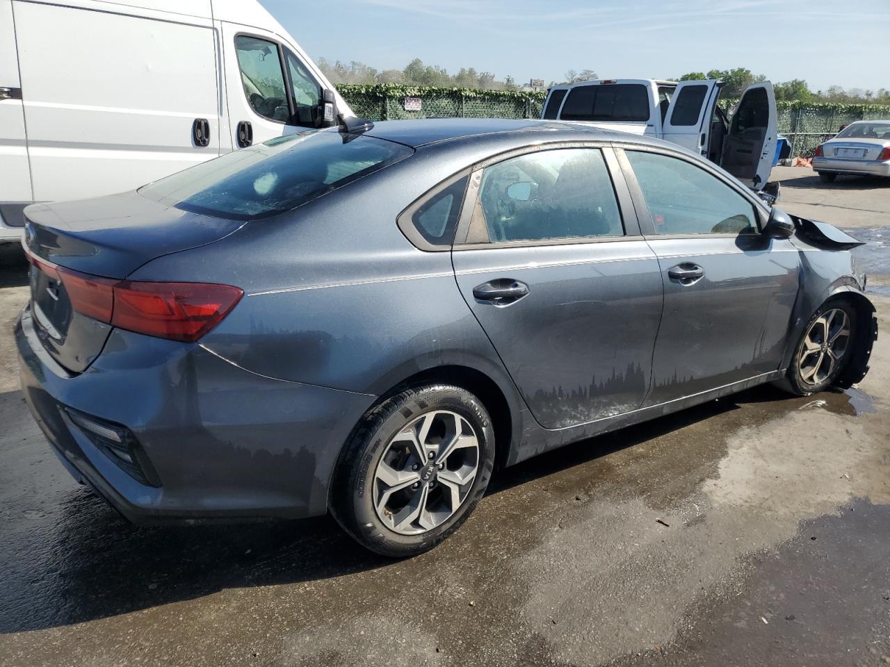 2020 KIA FORTE FE - Фото 3