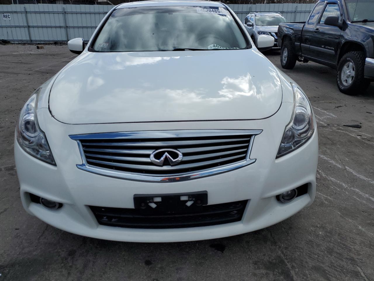 2012 INFINITI G37 - Image 5