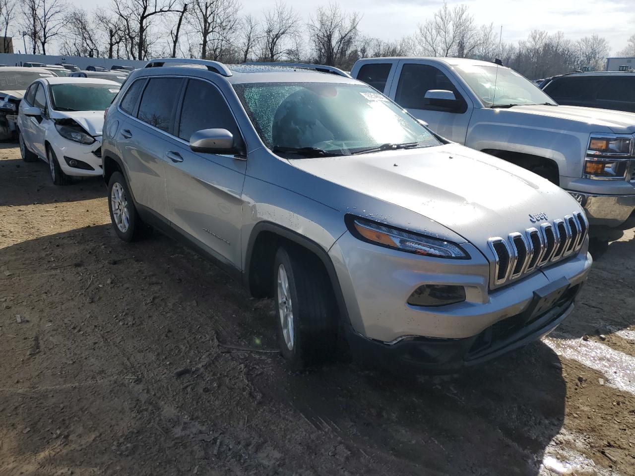 2016 JEEP CHEROKEE L - Image 4