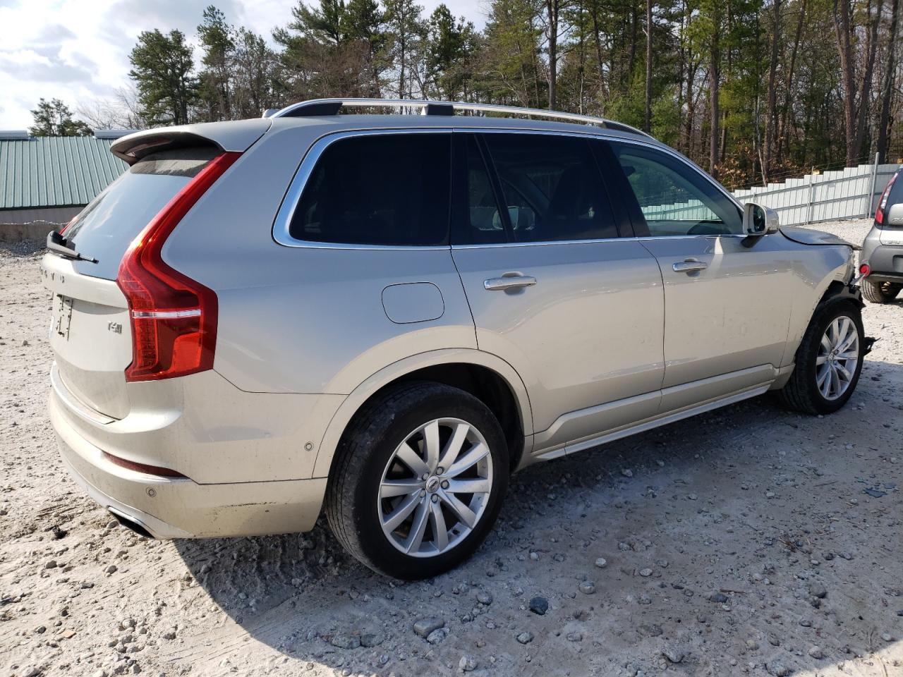 2016 VOLVO XC90 T6 - Фото 3