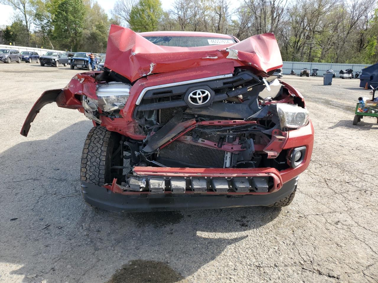 2017 TOYOTA TACOMA DOU - Фото 5