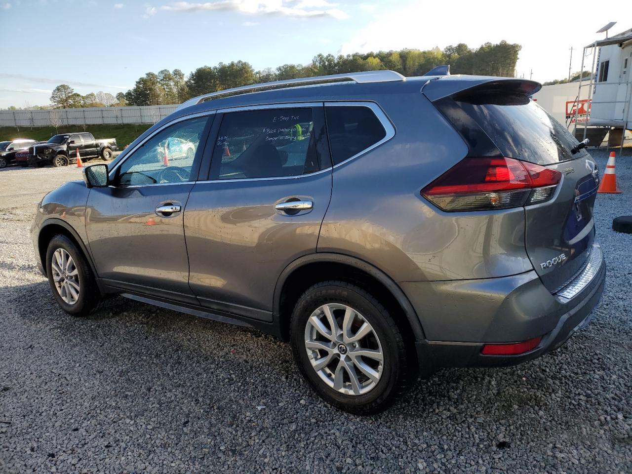 2018 NISSAN ROGUE S - Image 2