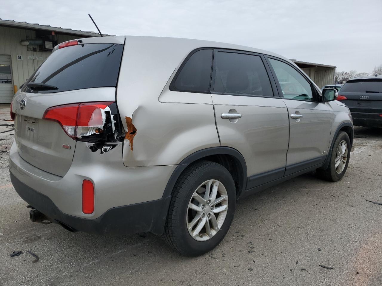 2014 KIA SORENTO LX - Image 3