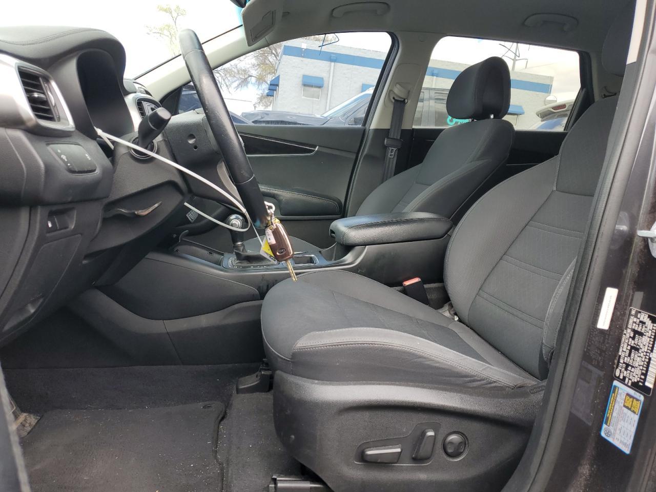 2016 KIA SORENTO LX - Image 7
