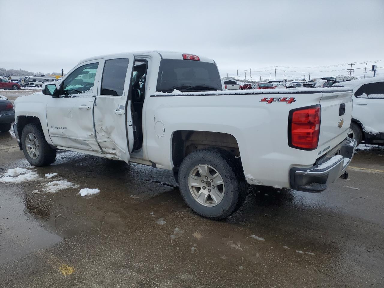 2018 CHEVROLET SILVERADO - Фото 2