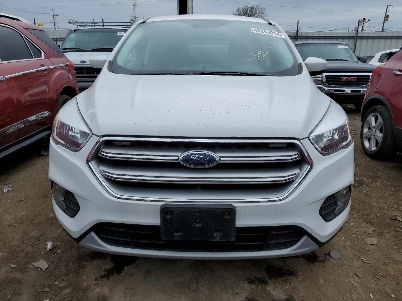 2017 FORD ESCAPE SE - Image 5