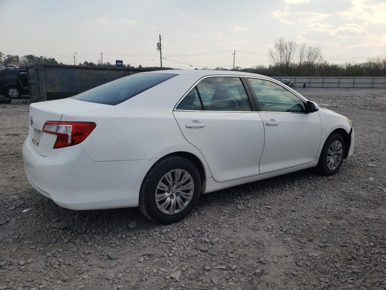 2013 TOYOTA CAMRY L - Image 3