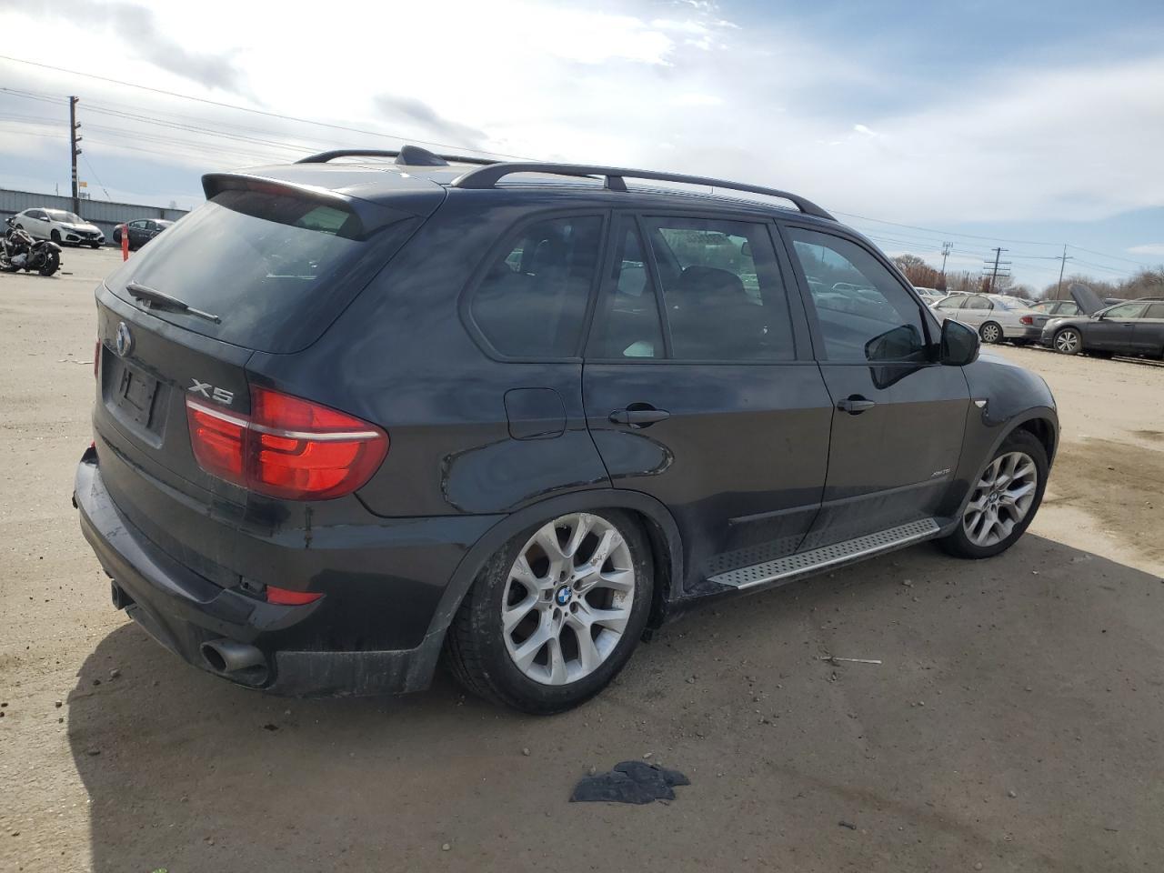2011 BMW X5 XDRIVE3 - Фото 3