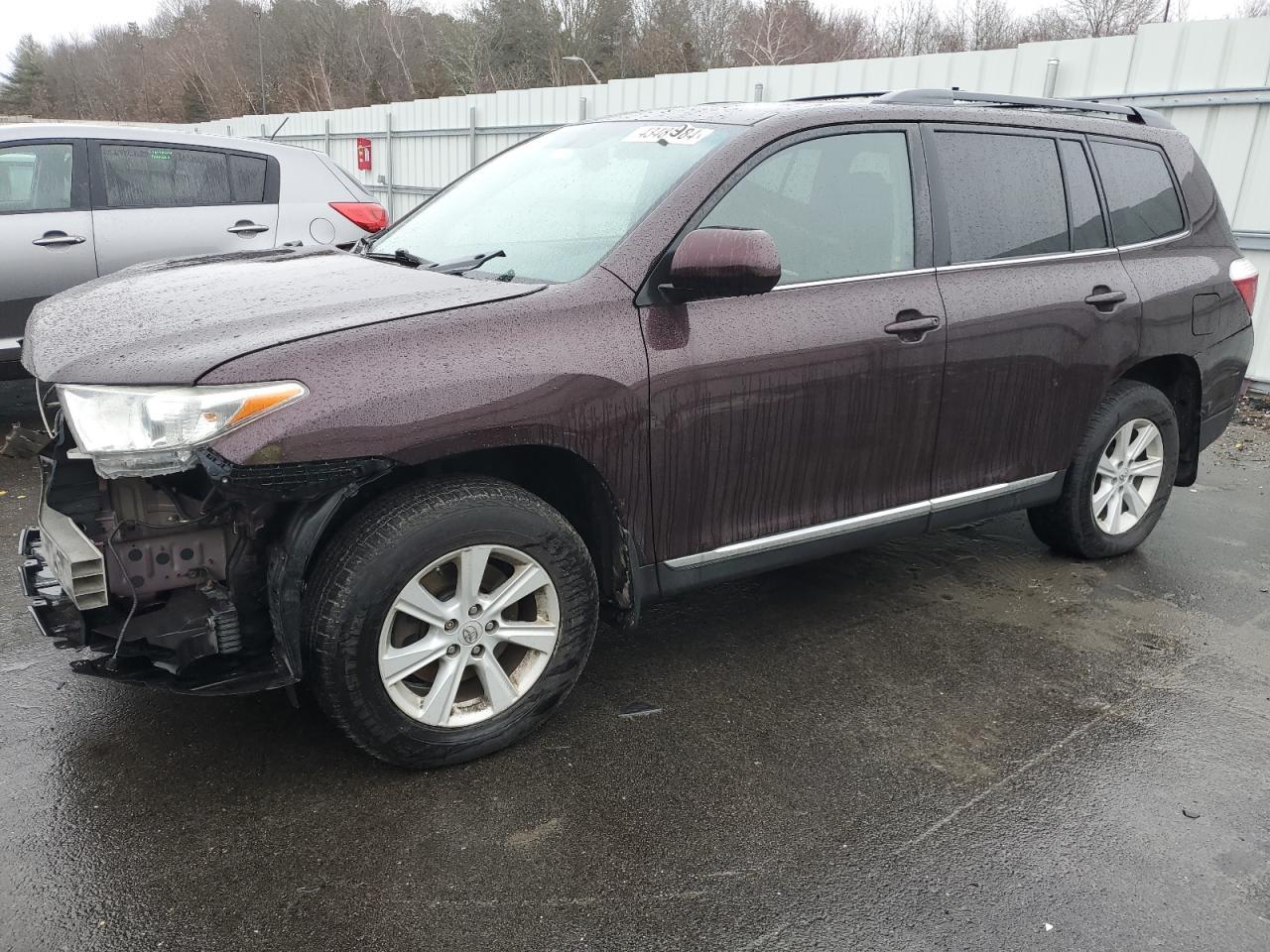 2013 TOYOTA HIGHLANDER car image