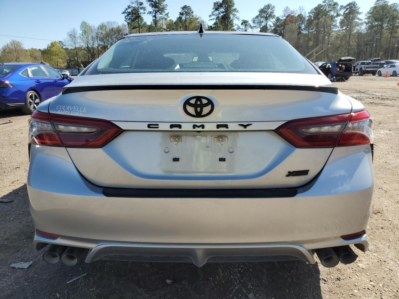 2022 TOYOTA CAMRY XSE - Image 6