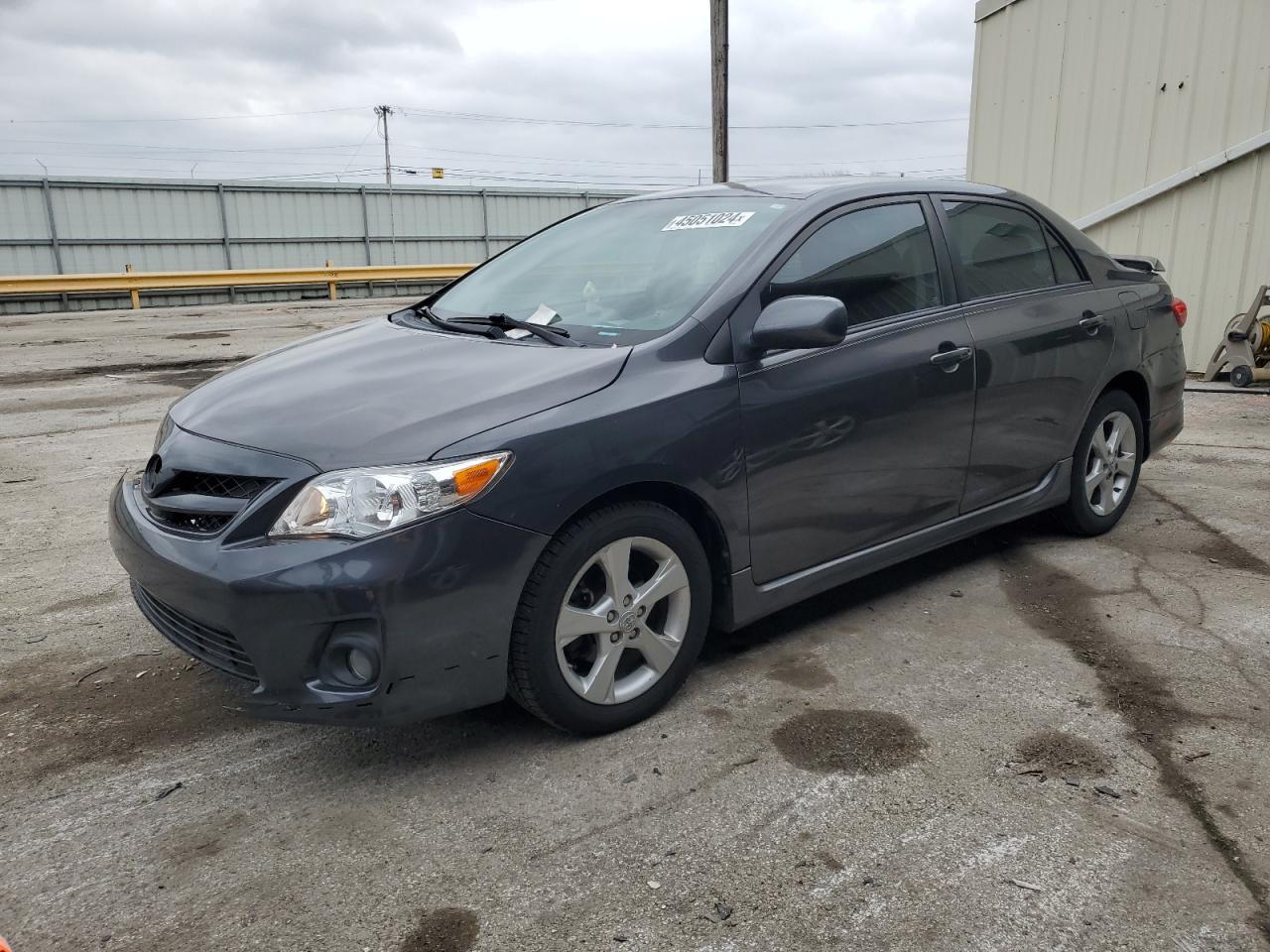 2013 TOYOTA COROLLA BA