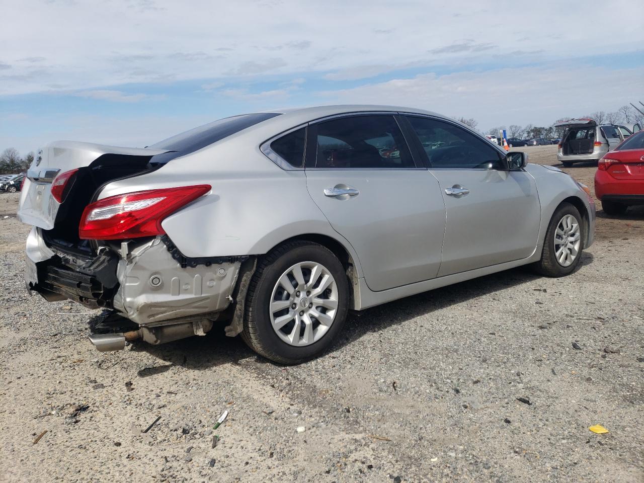 2017 NISSAN ALTIMA 2.5 - Фото 3