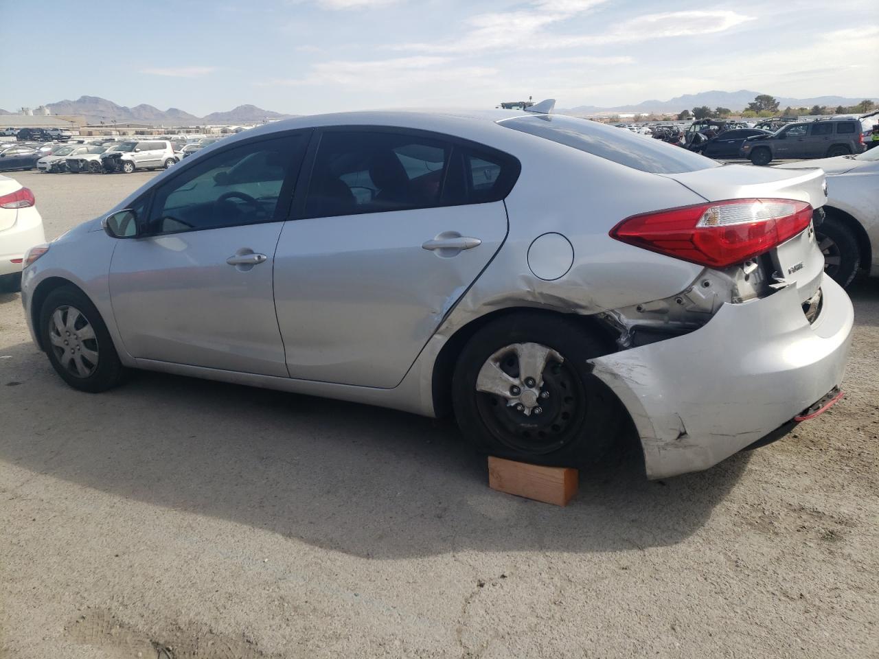 2015 KIA FORTE LX - Фото 2