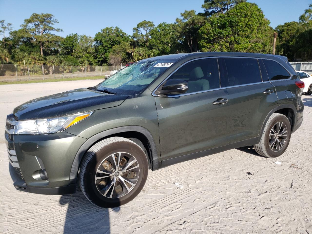 2019 TOYOTA HIGHLANDER