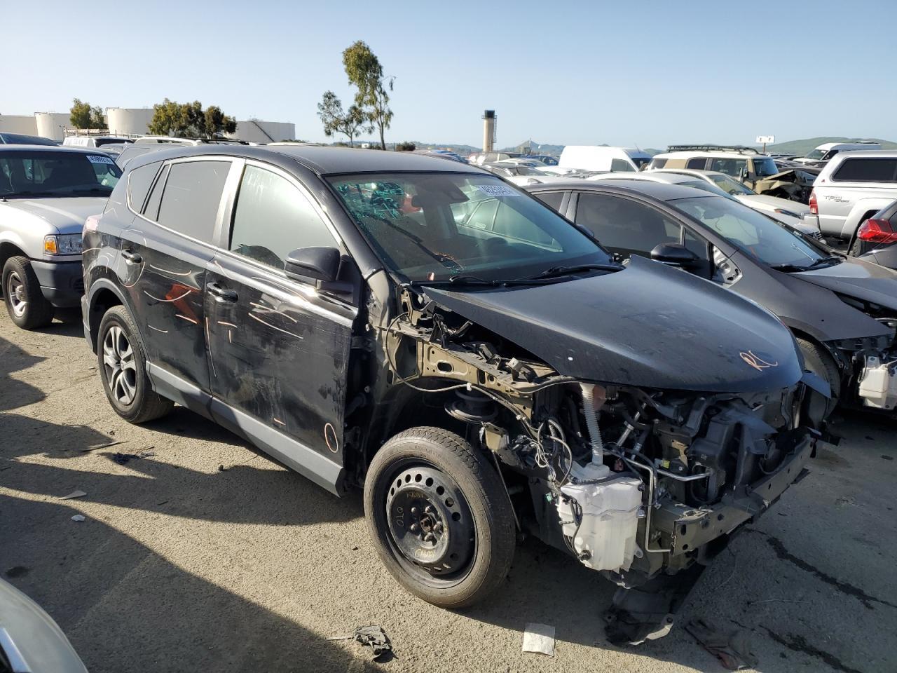 2017 TOYOTA RAV4 LE - Фото 4