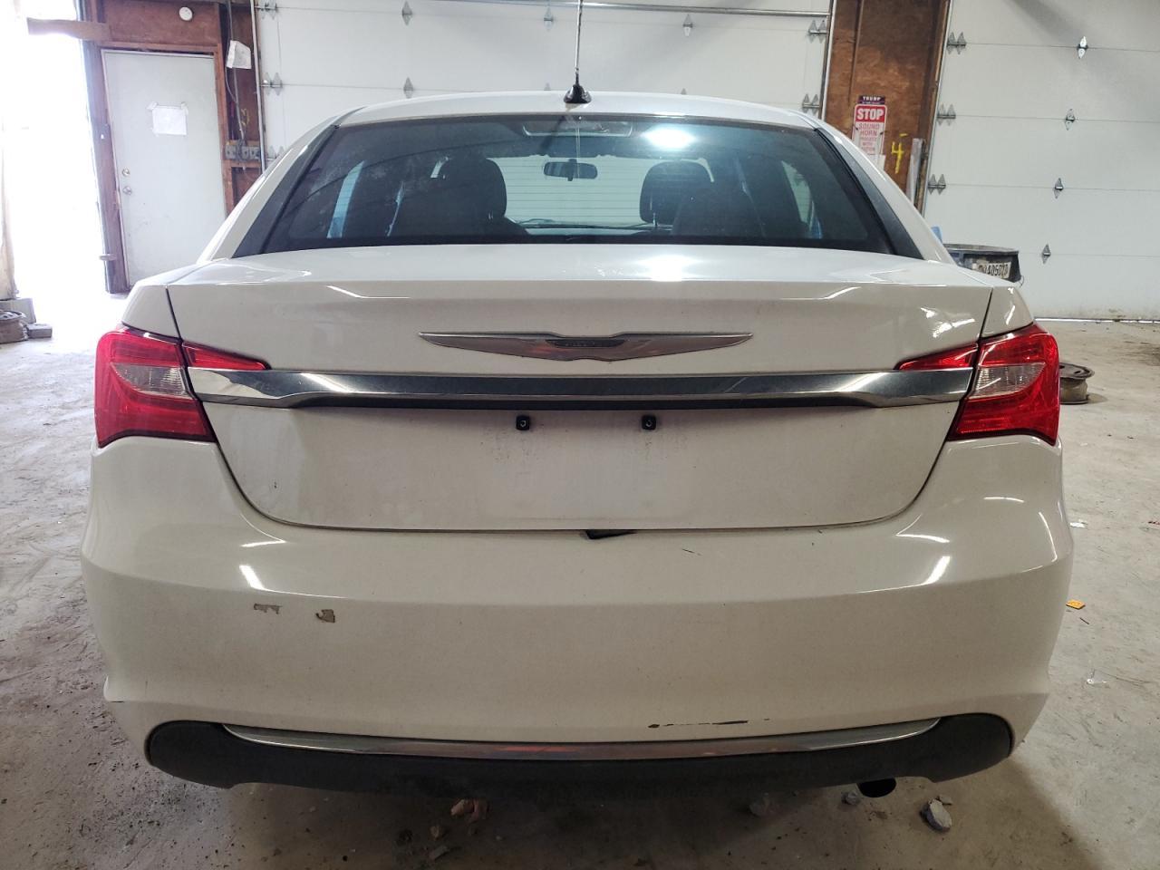 2012 CHRYSLER 200 LX - Image 6