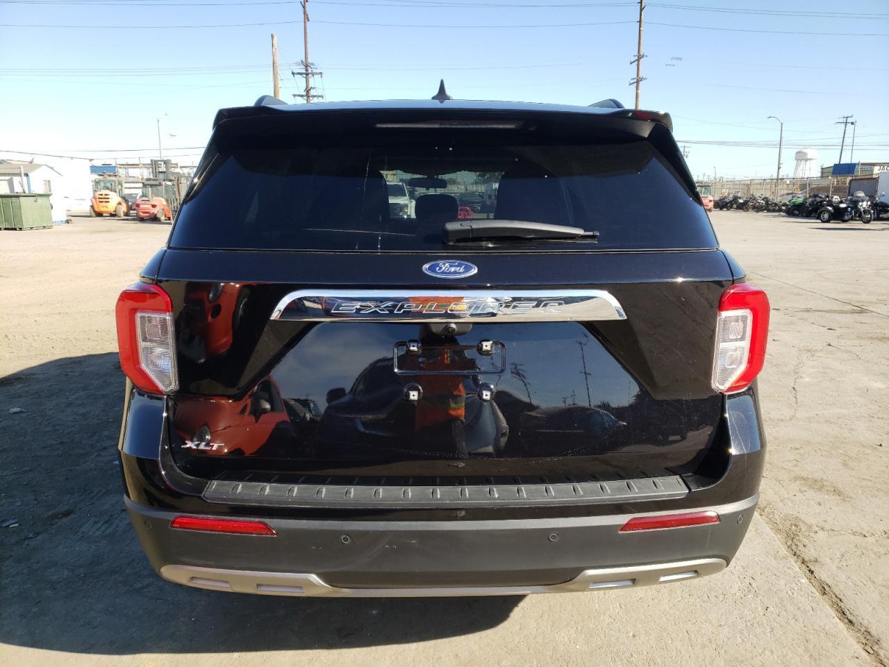 2023 FORD EXPLORER X - Фото 6