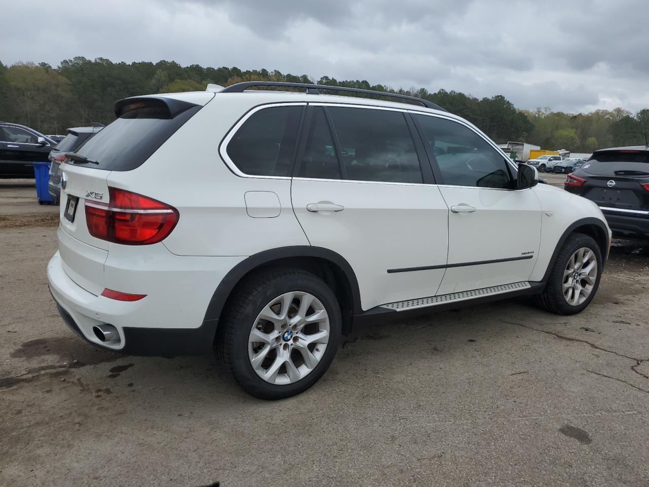 2013 BMW X5 XDRIVE3 - Фото 3