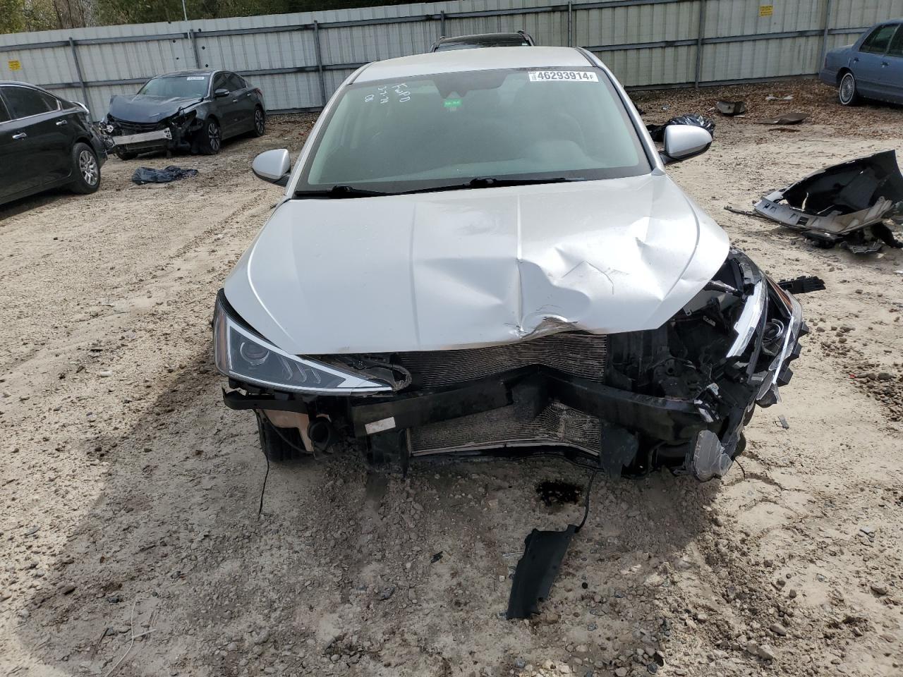 2019 HYUNDAI ELANTRA SE - Image 5