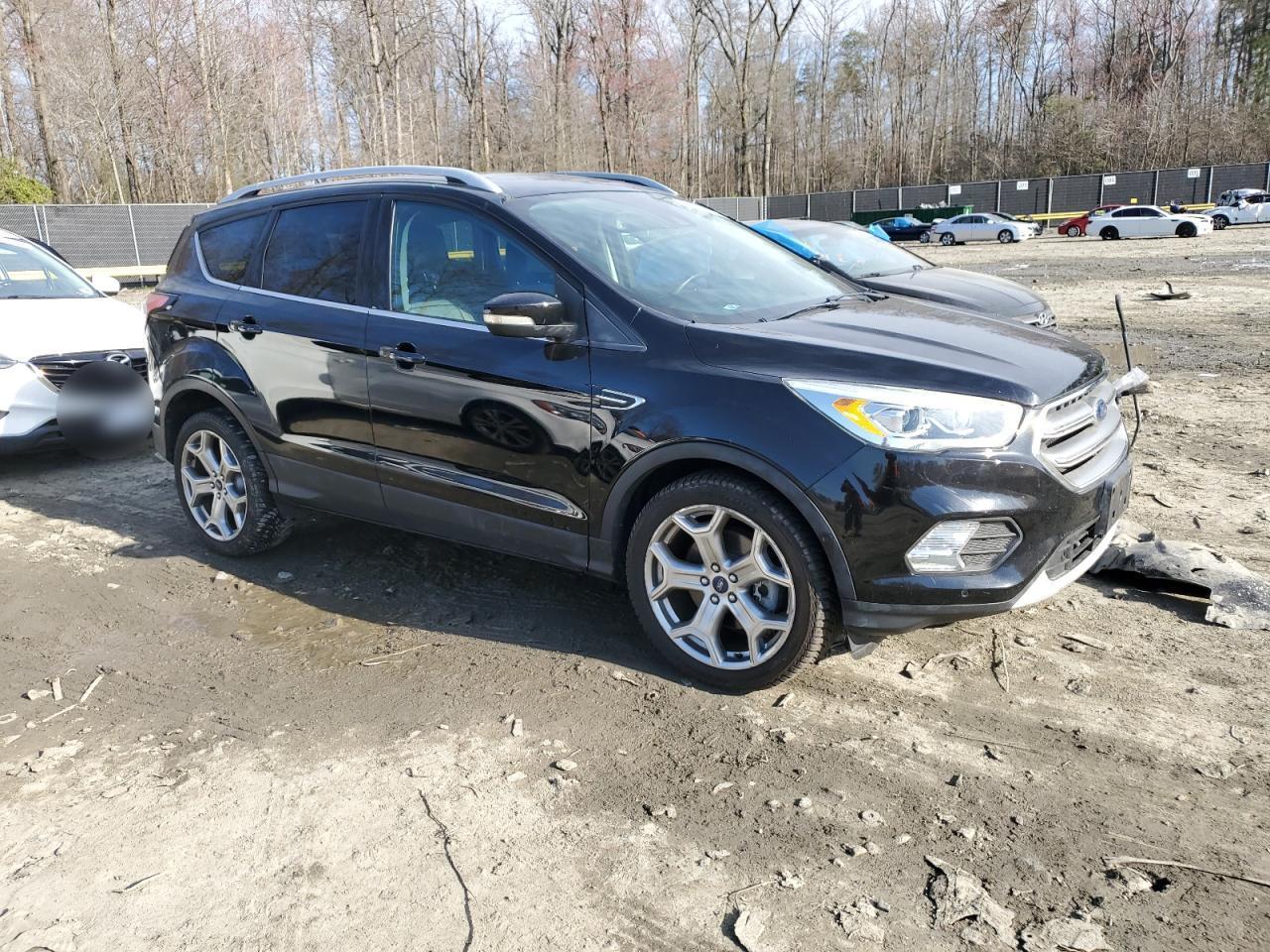 2017 FORD ESCAPE TIT - Image 4