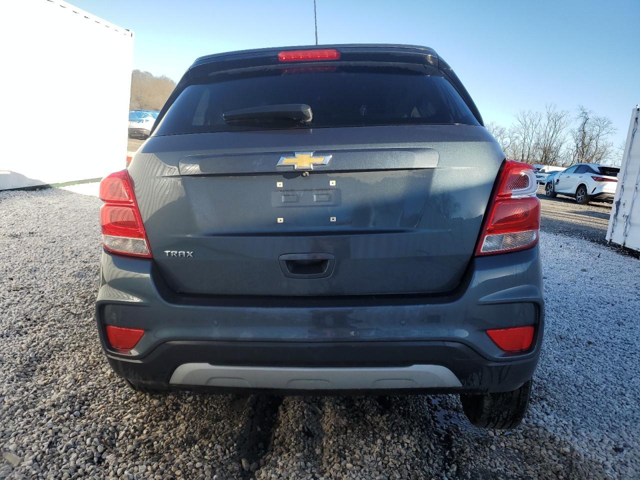 2021 CHEVROLET TRAX 1LT - Image 6