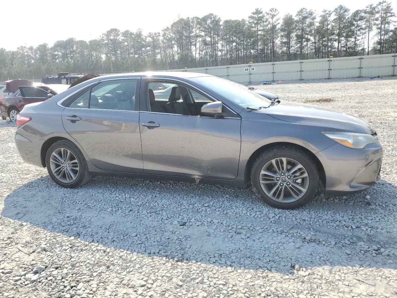 2015 TOYOTA CAMRY LE - Фото 4