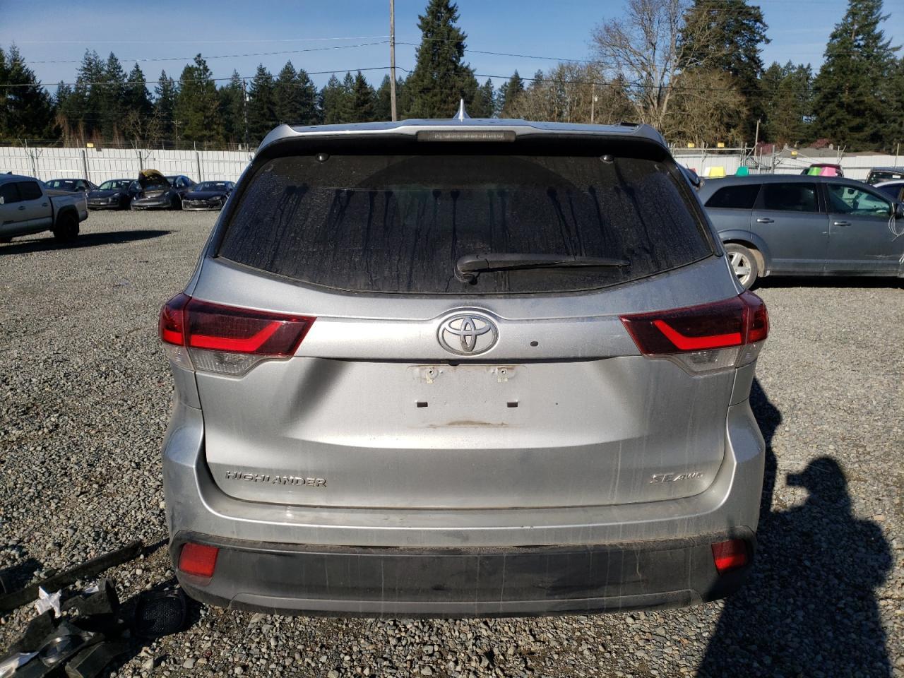 2019 TOYOTA HIGHLANDER - Image 6