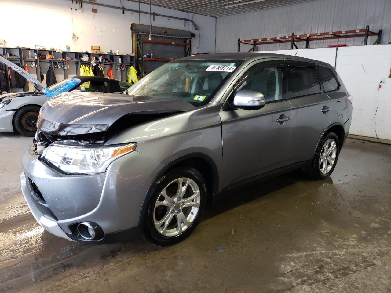 2015 MITSUBISHI OUTLANDER