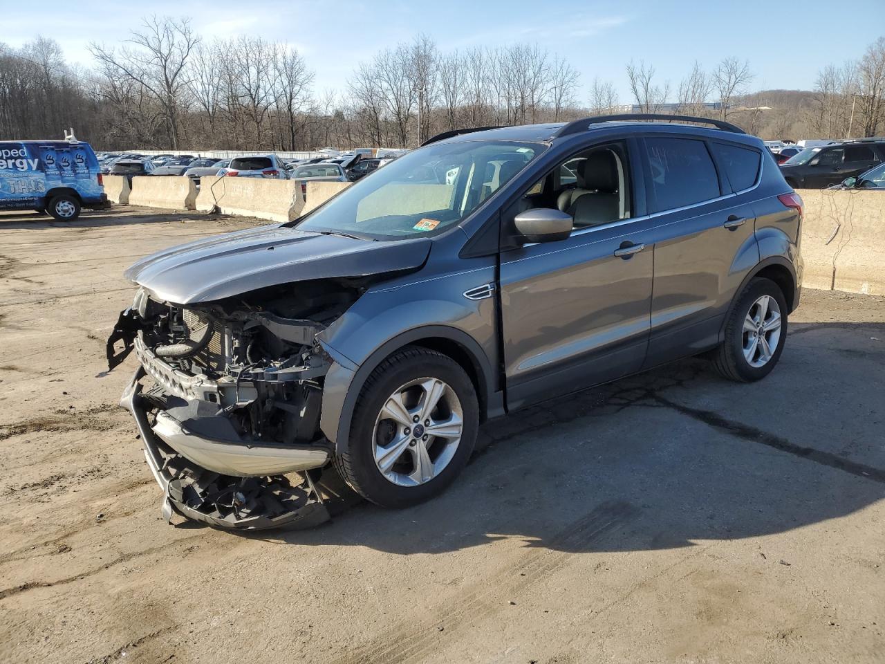 2014 FORD ESCAPE SE car image