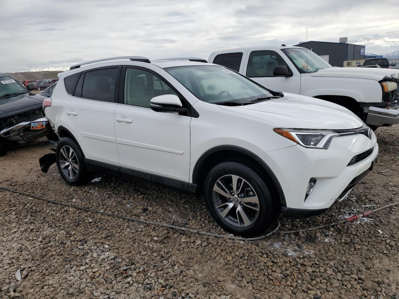 2016 TOYOTA RAV4 XLE - Фото 4