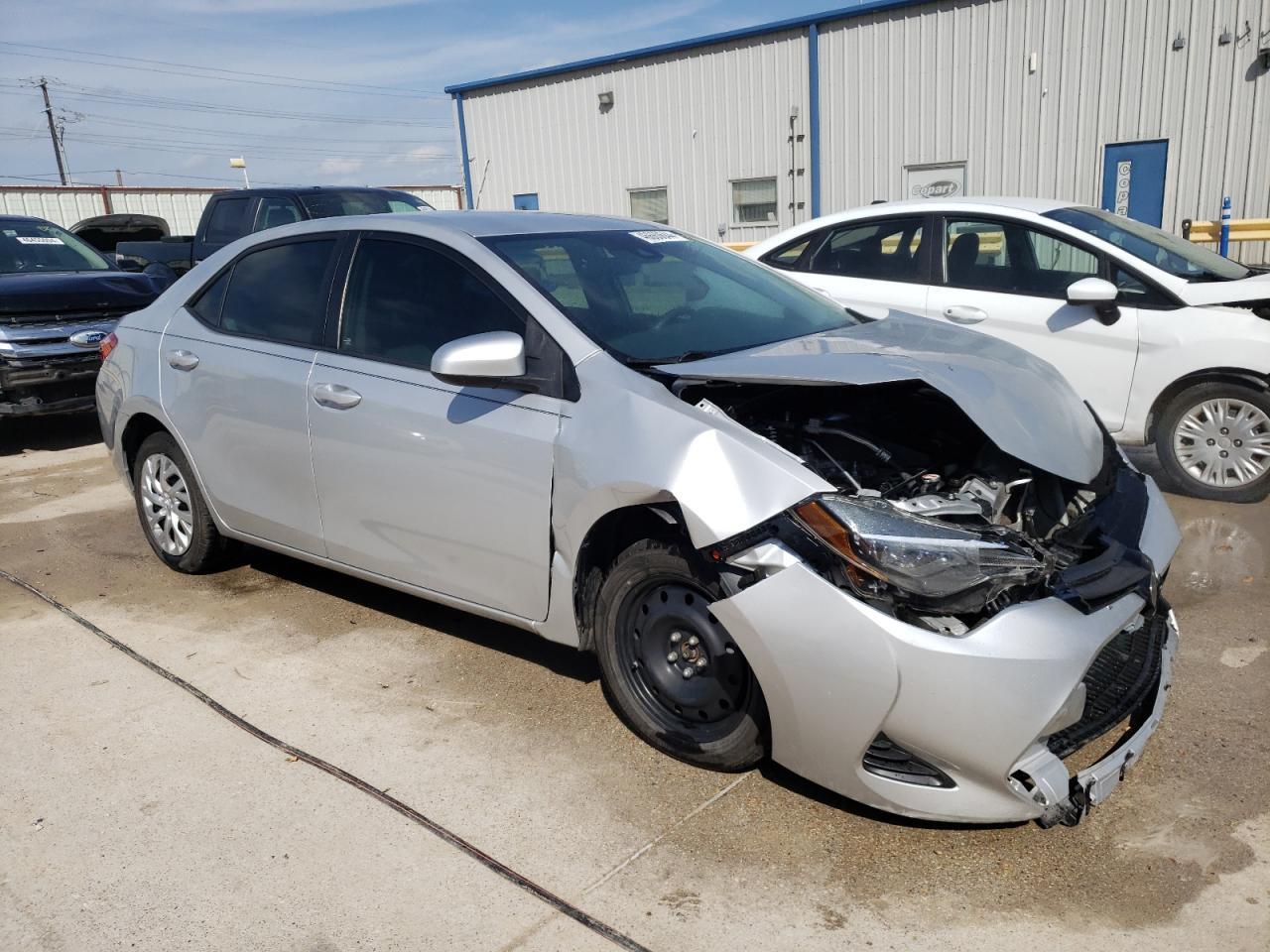 2018 TOYOTA COROLLA L - Фото 4
