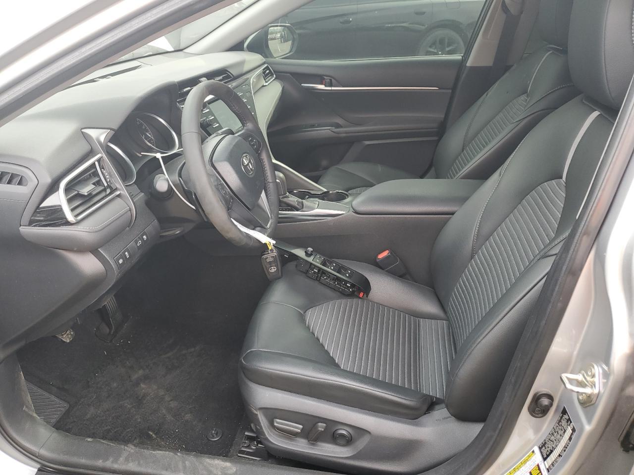 2018 TOYOTA CAMRY L - Фото 7