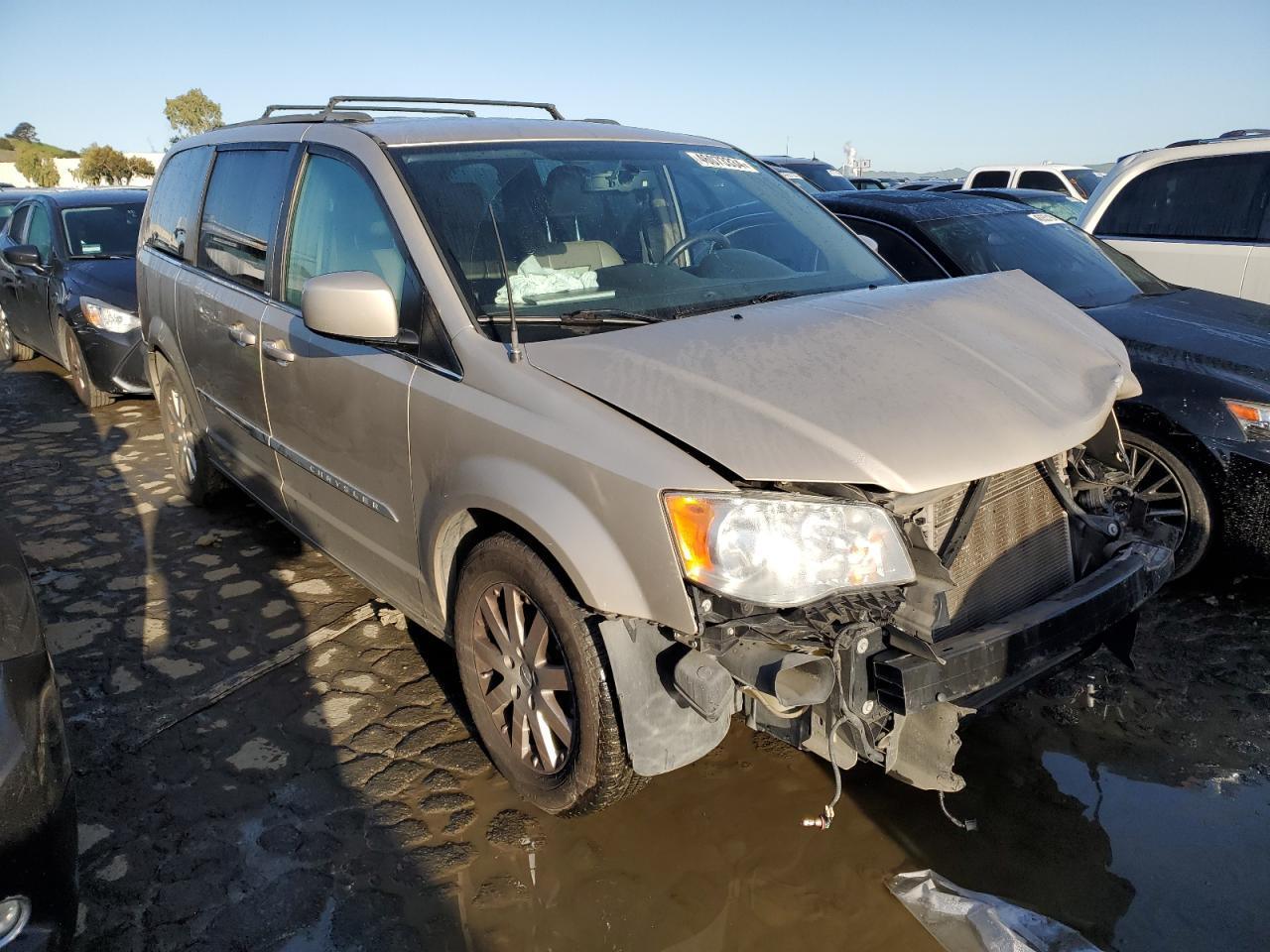 2014 CHRYSLER TOWN & COU - Фото 4