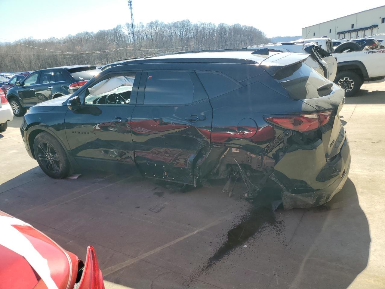 2022 CHEVROLET BLAZER 2LT - Image 2