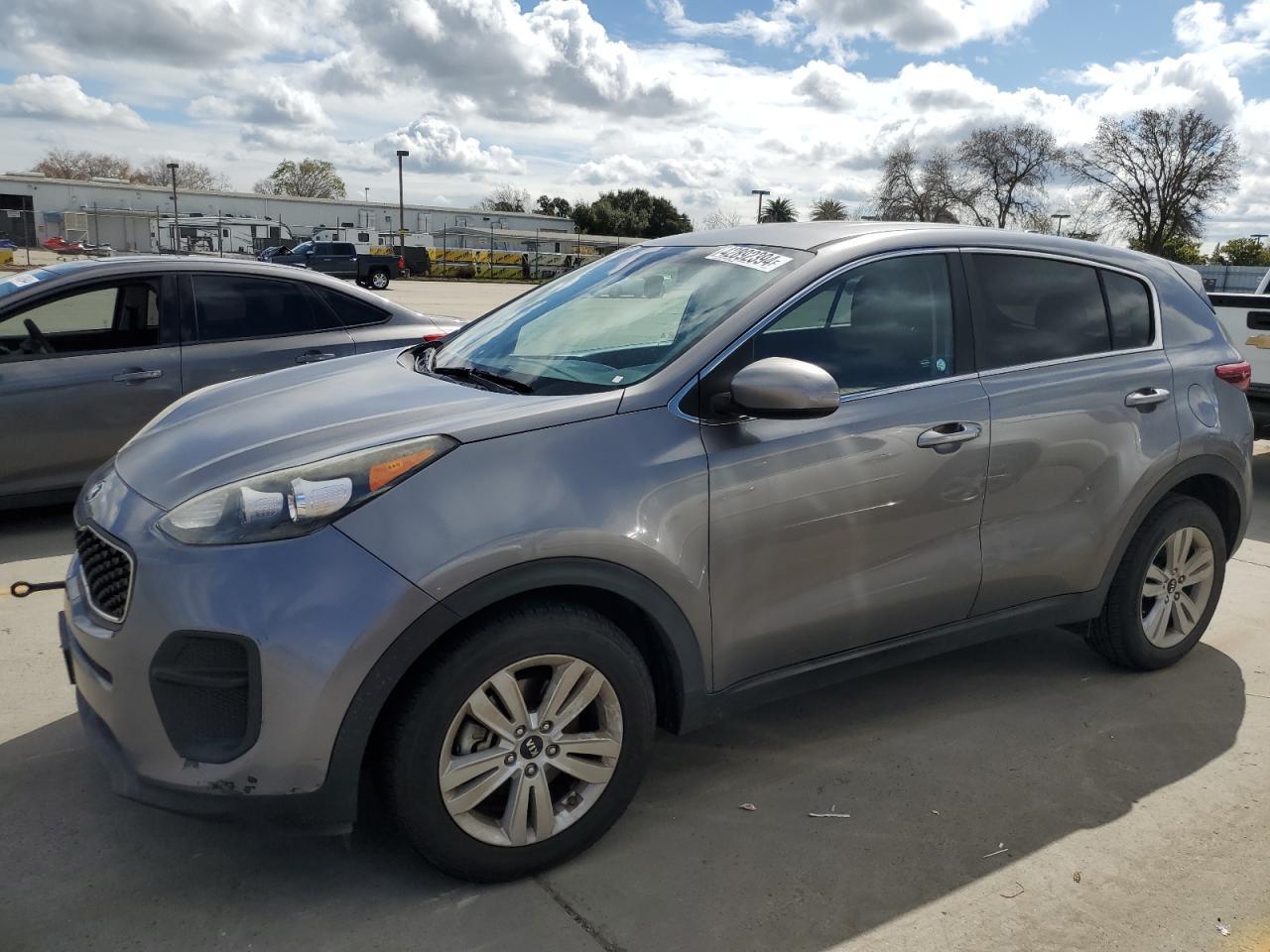 2018 KIA SPORTAGE L car image