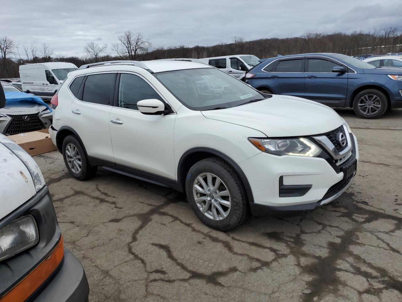 2017 NISSAN ROGUE S - Фото 4