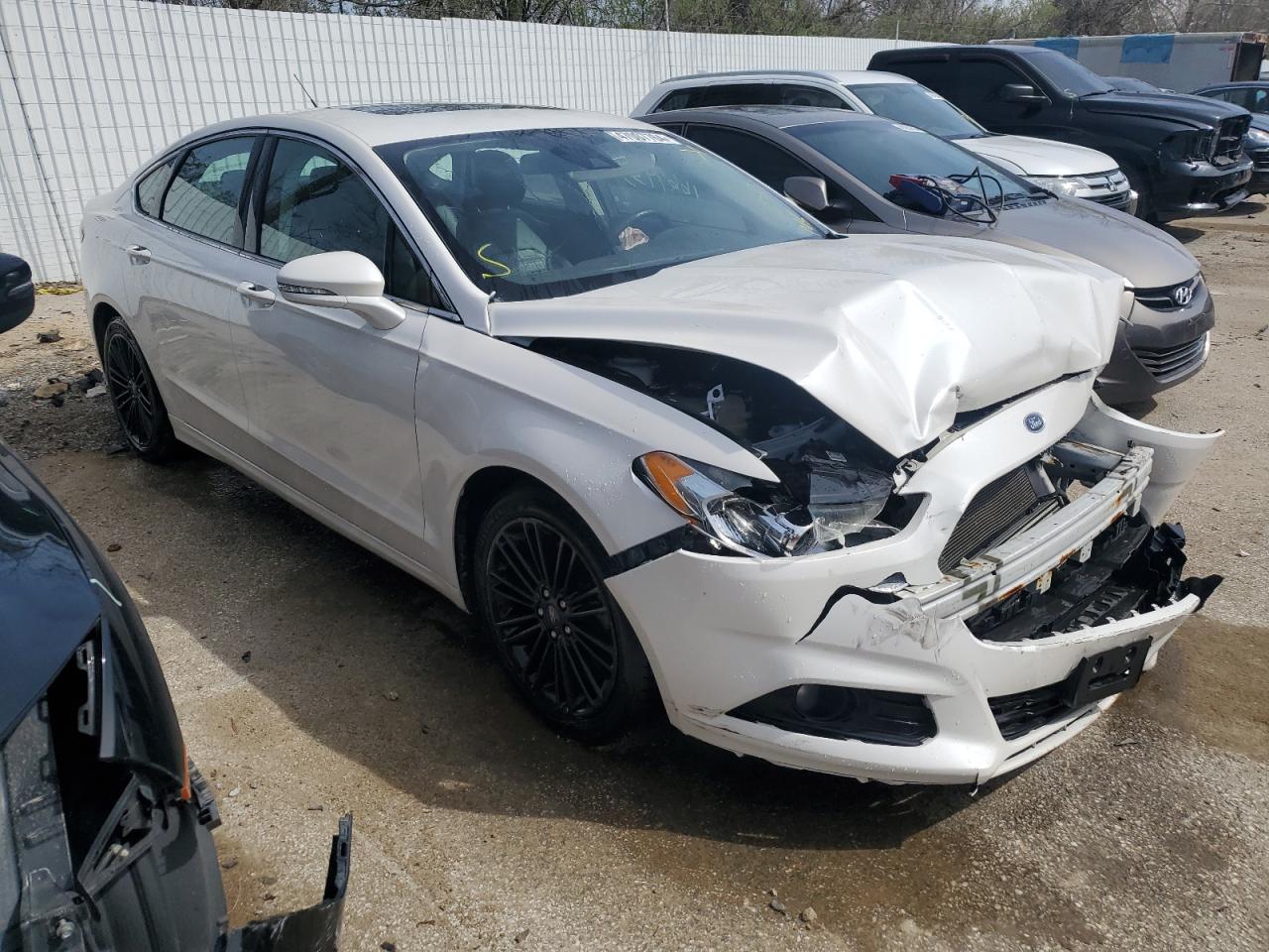 2014 FORD FUSION SE - Image 4