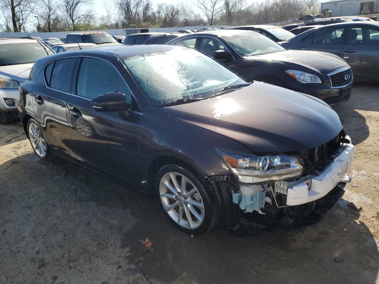 2013 LEXUS CT 200 - Фото 4