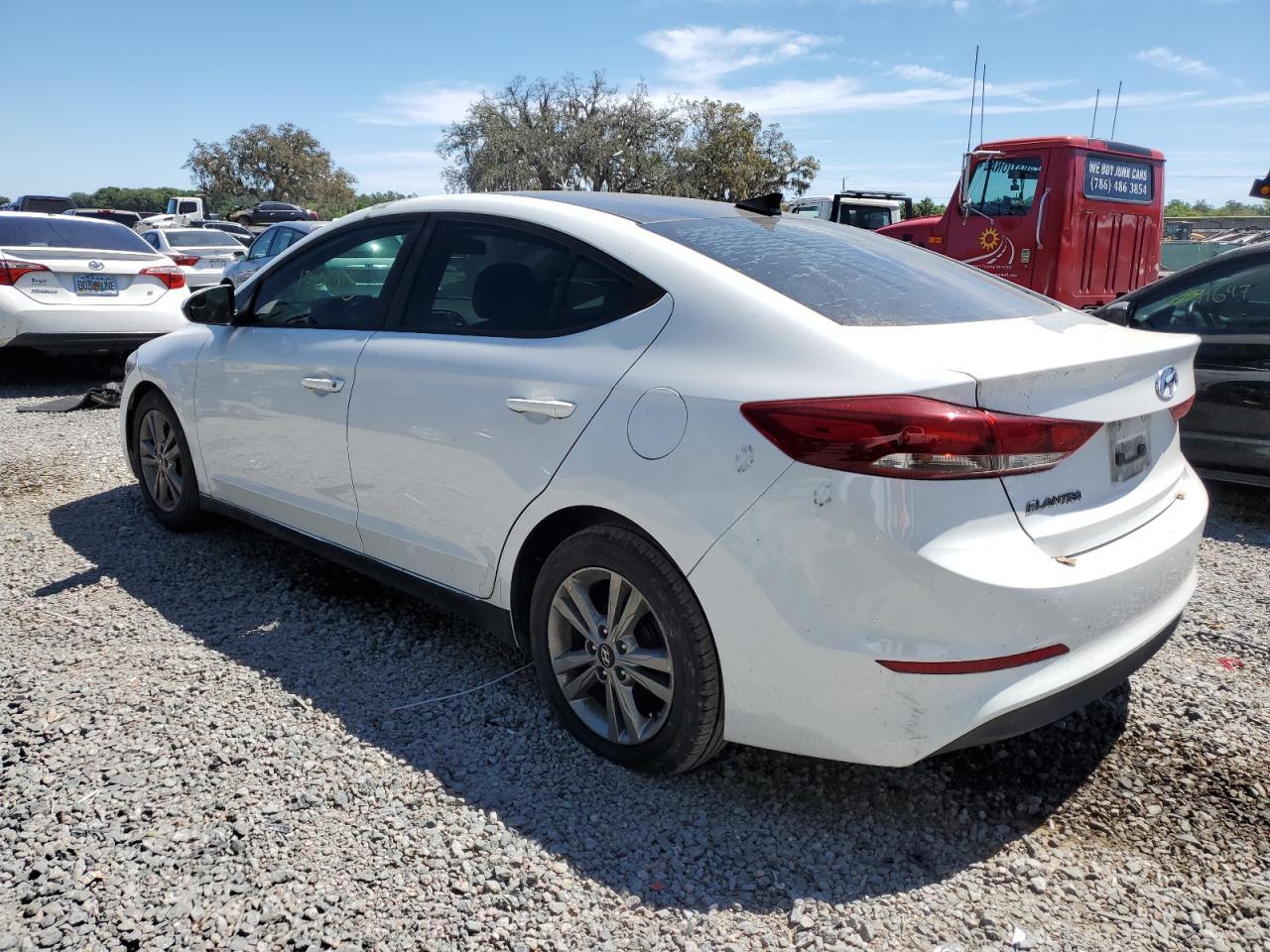 2017 HYUNDAI ELANTRA SE - Image 2