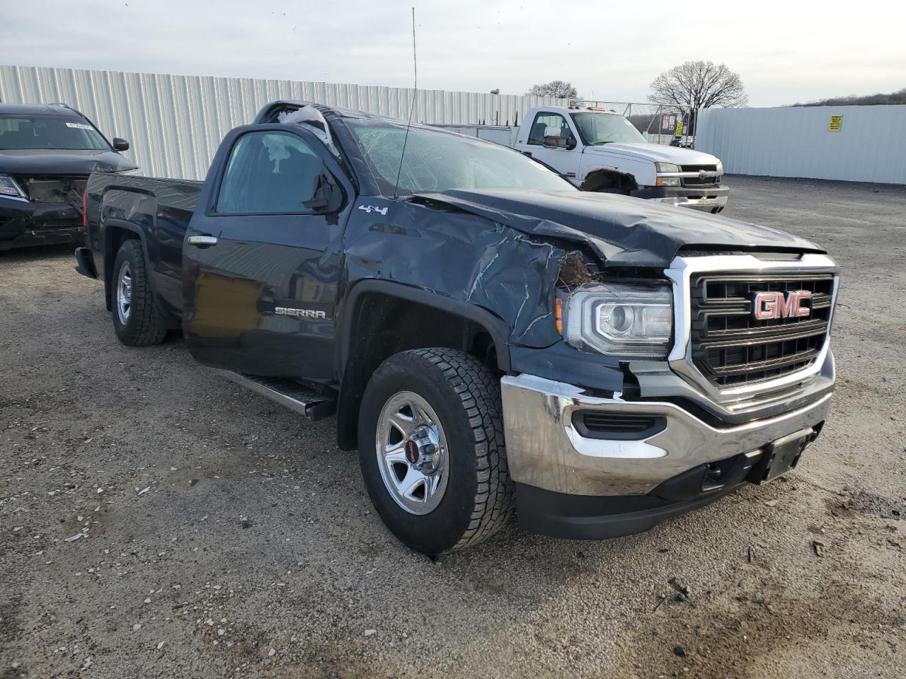 2018 GMC SIERRA K15 - Фото 4