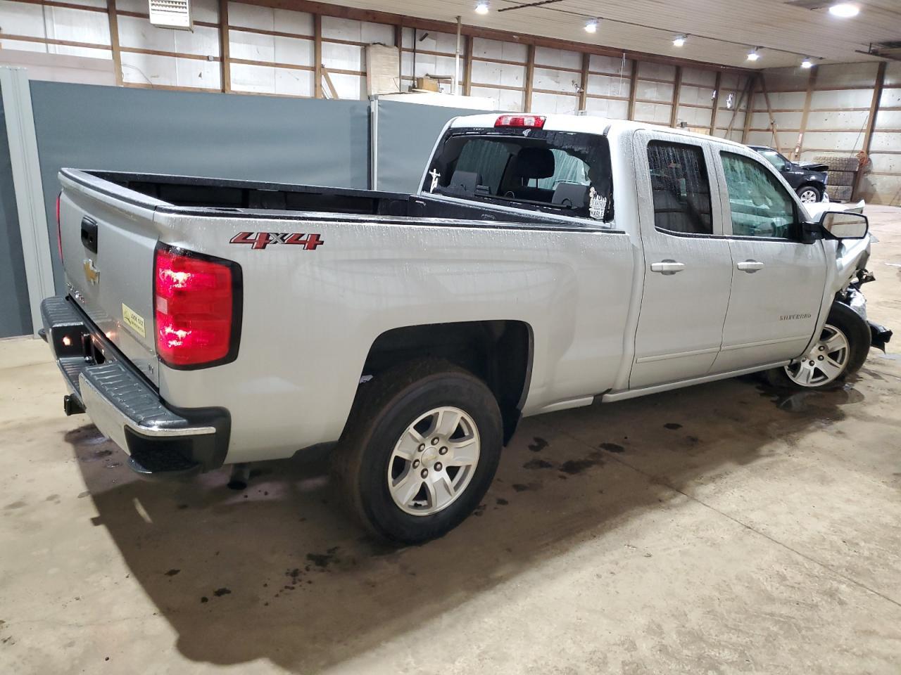 2018 CHEVROLET SILVERADO - Фото 3