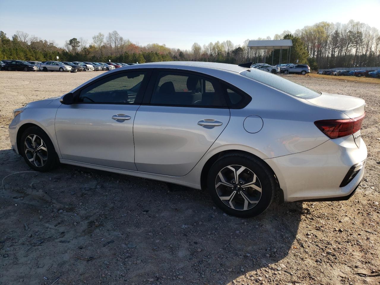 2021 KIA FORTE FE - Фото 2