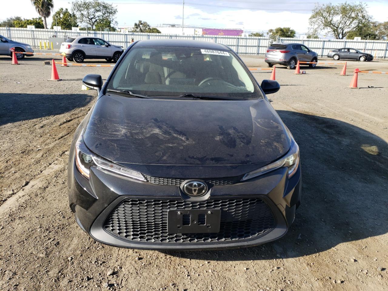 2020 TOYOTA COROLLA LE - Фото 5