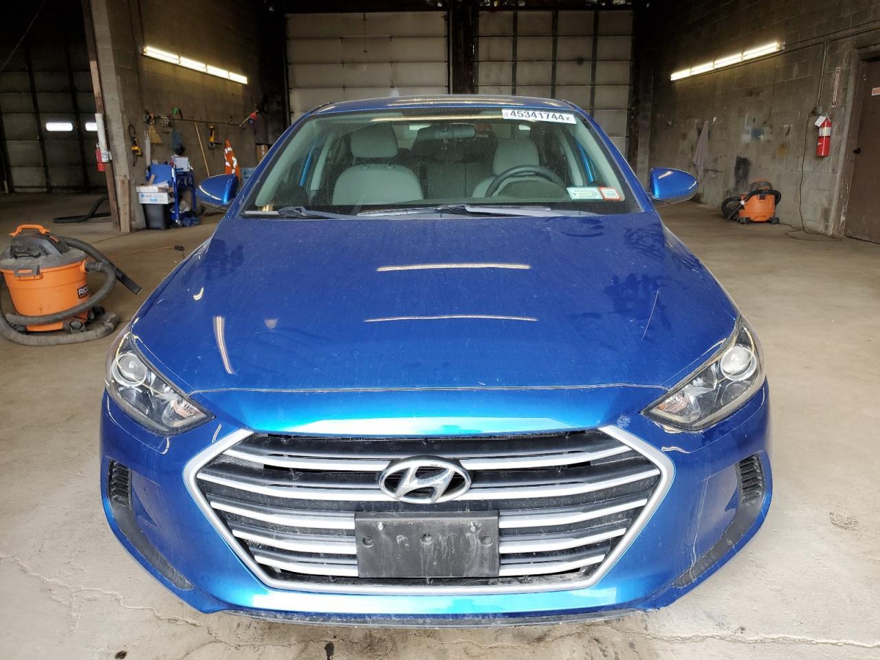 2018 HYUNDAI ELANTRA SE - Фото 5