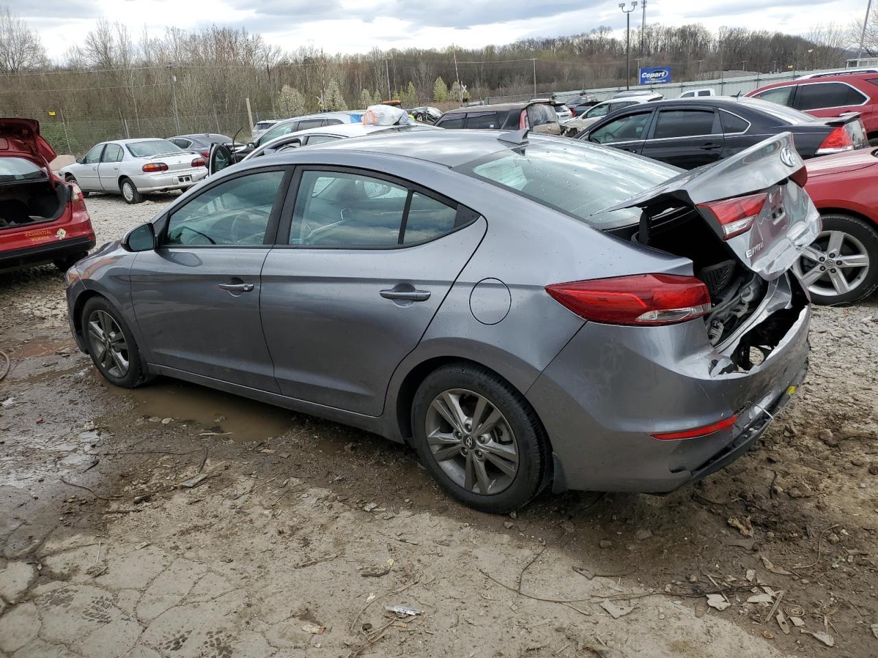 2018 HYUNDAI ELANTRA SE - Фото 2