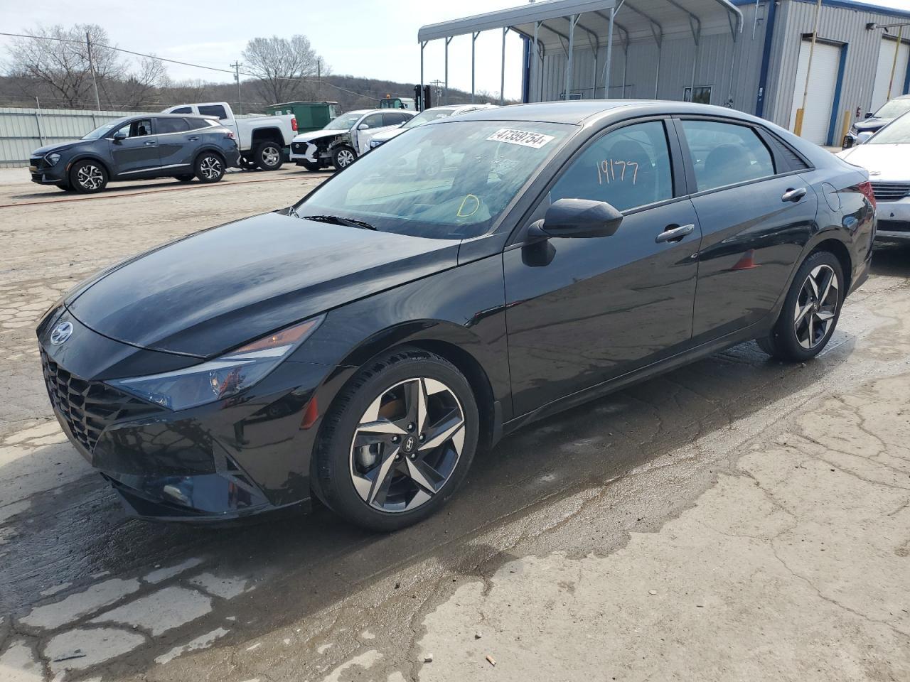 2023 HYUNDAI ELANTRA SE