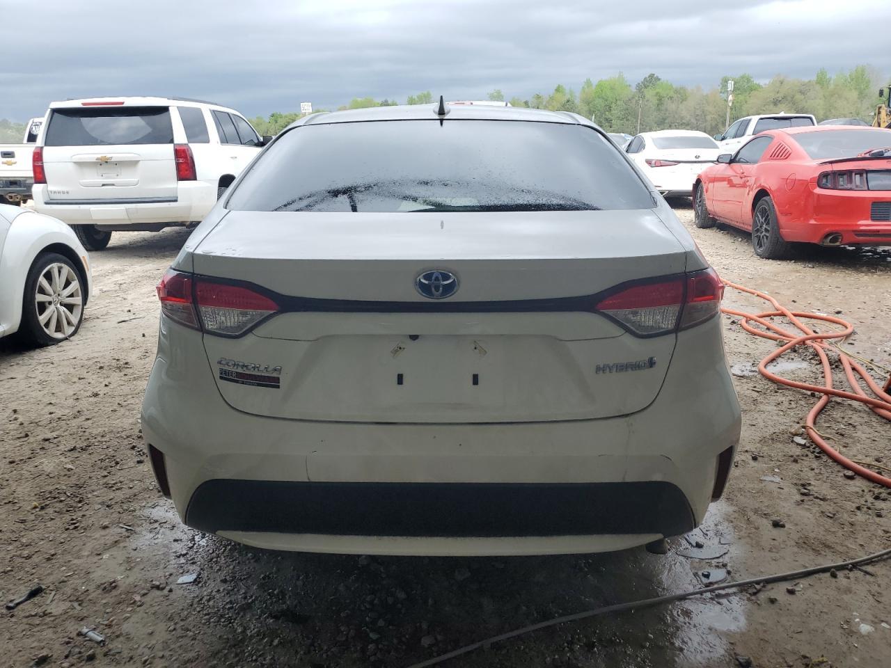 2022 TOYOTA COROLLA LE - Image 6