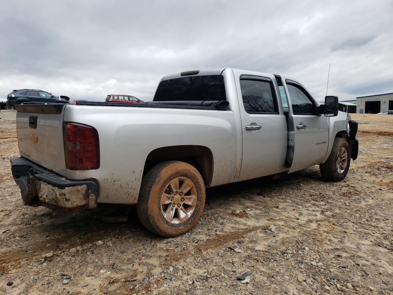 2013 CHEVROLET SILVERADO - Image 3