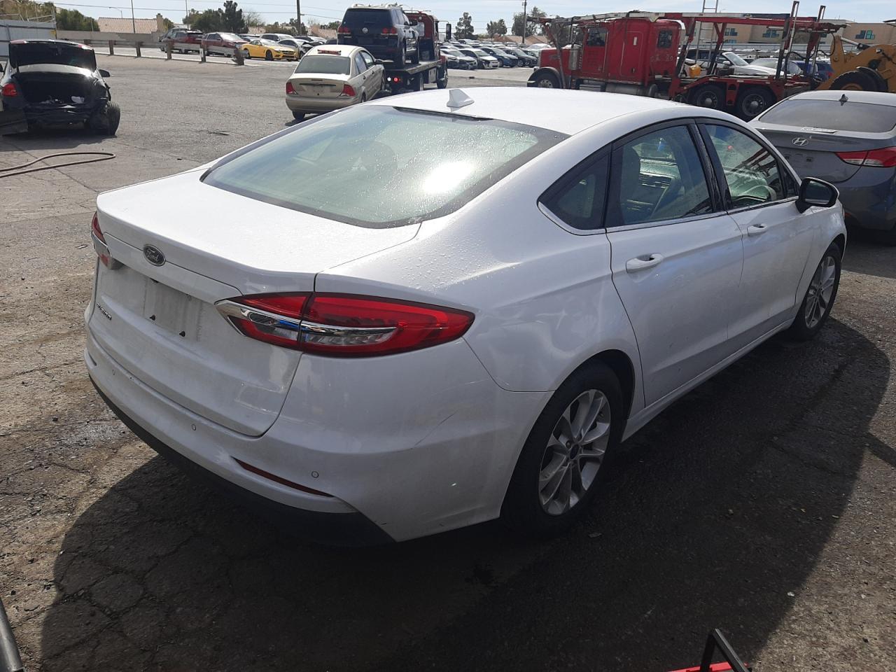 2020 FORD FUSION SE - Image 3